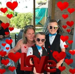 Meet your Posher, Roslyn